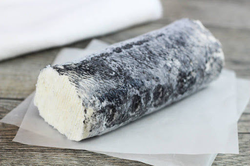 Bûche cendrée de chèvre